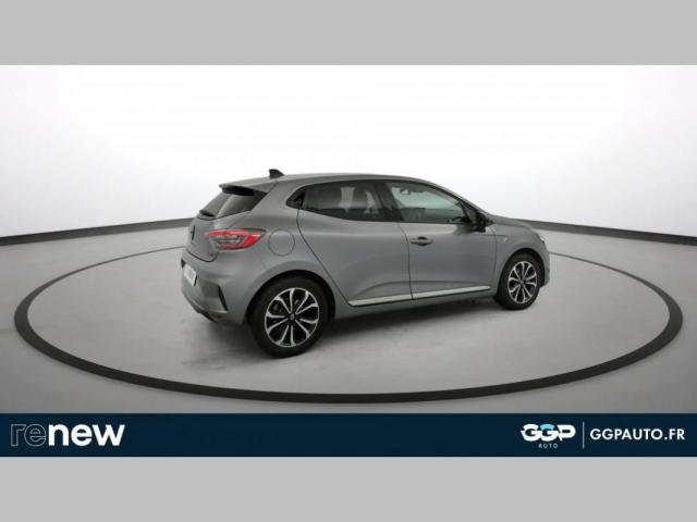 Renault Clio image 1