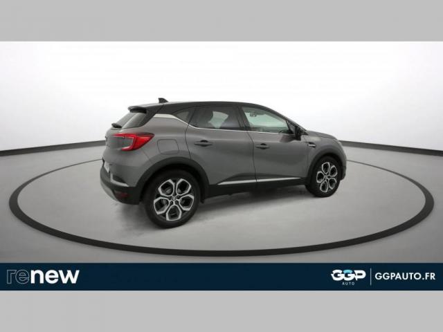 Renault Captur image 8