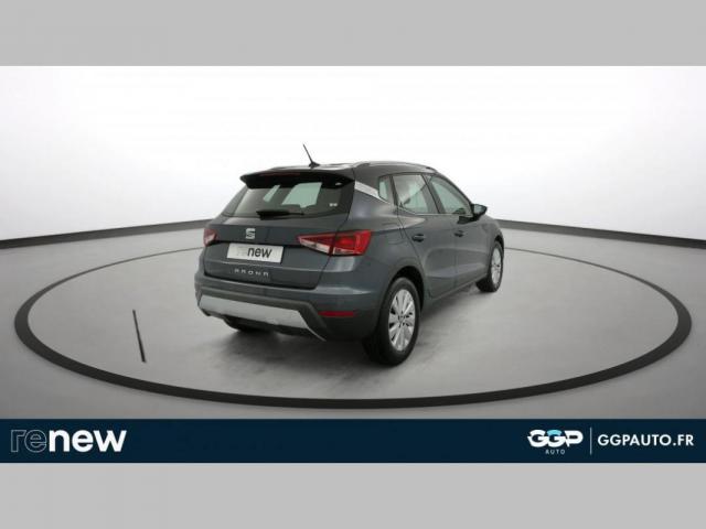Seat Arona image 2