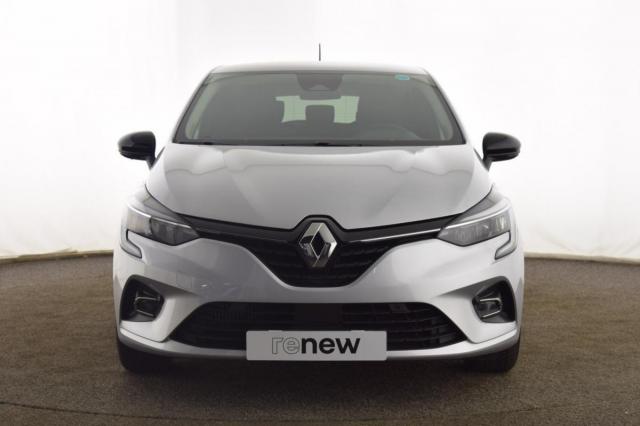 Clio image 6