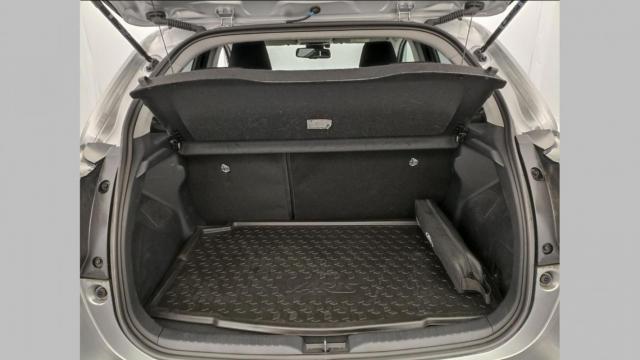 Toyota Yaris image 8