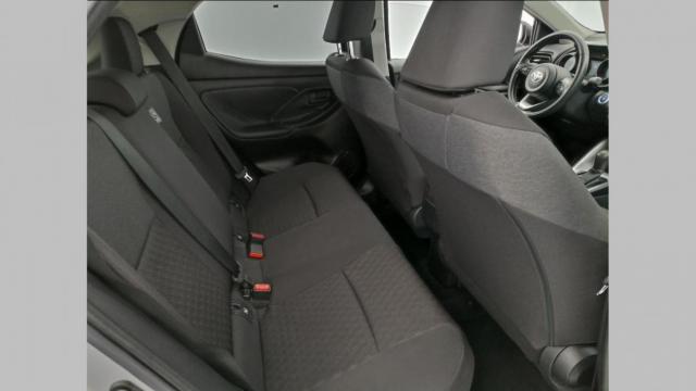 Toyota Yaris image 3