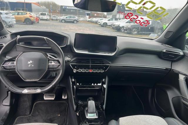 Peugeot 2008 image 9