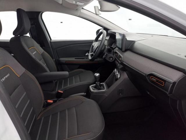 Dacia Sandero image 8