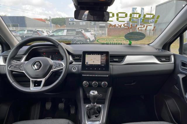 Renault Captur image 9