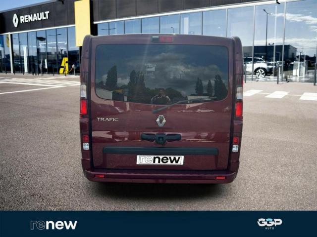 Renault Trafic image 2