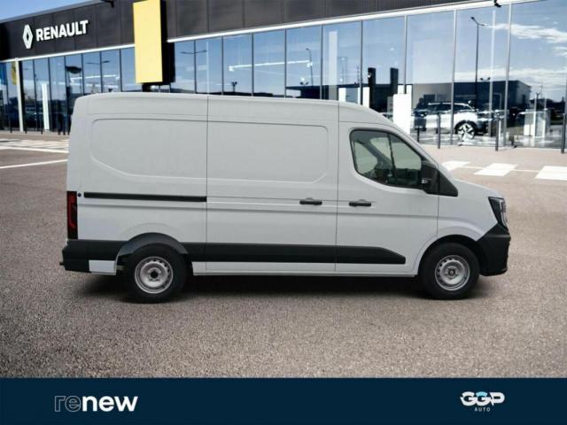 Renault Master image 2
