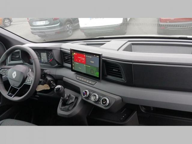 Renault Master image 3