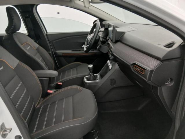 Dacia Sandero image 8