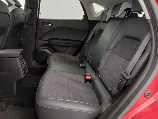 Renault Captur image 9