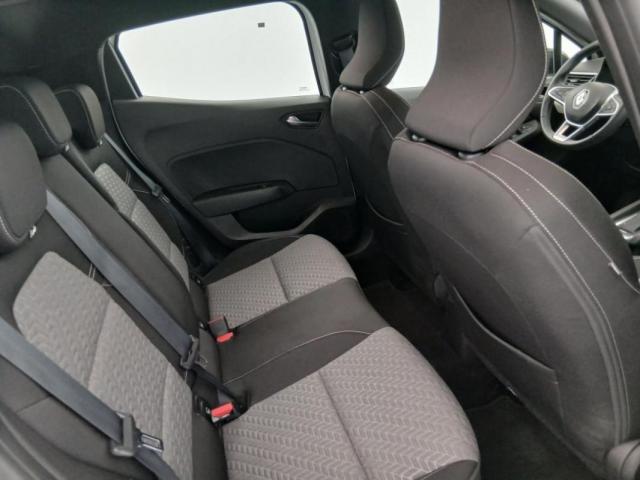 Renault Clio image 8
