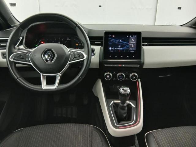 Renault Clio image 8