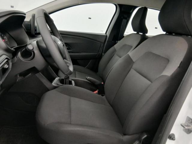 Dacia Sandero image 2