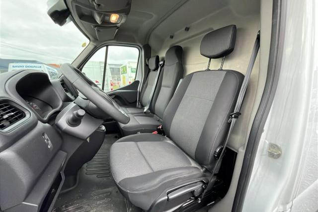 Renault Master image 1