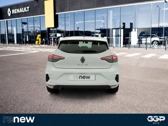 Renault Clio image 2