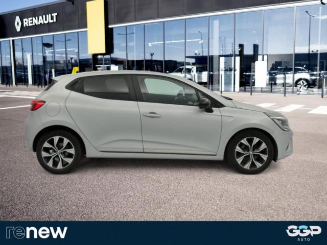 Renault Clio image 6