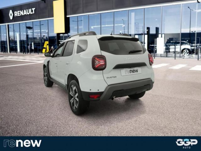 Dacia Duster image 9