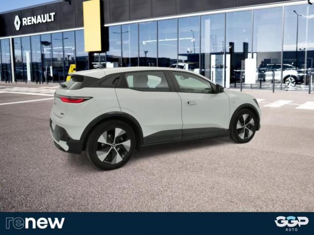 Renault Mégane E-Tech image 4