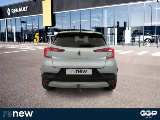 Renault Captur image 2