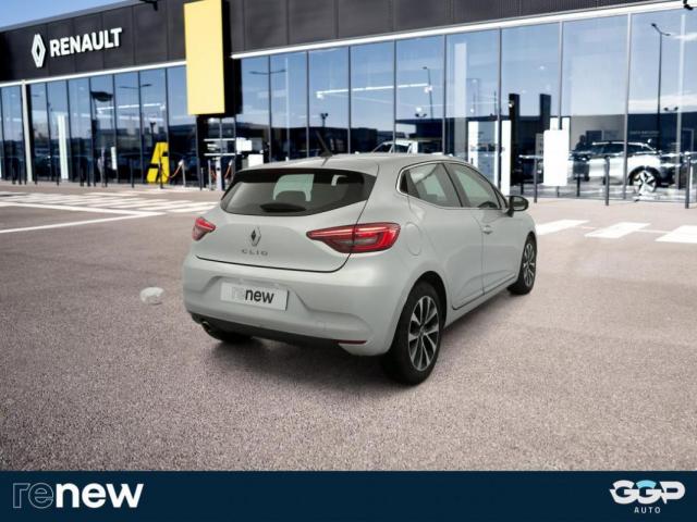 Renault Clio image 2