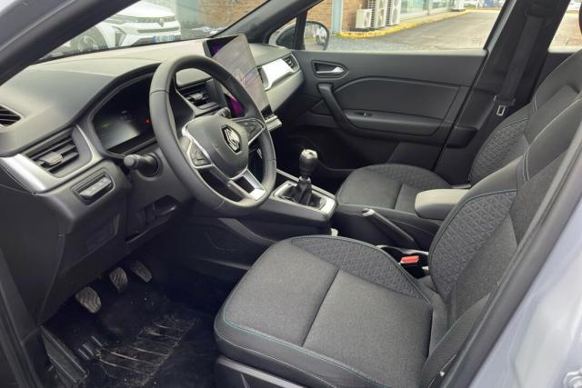 Renault Captur image 1