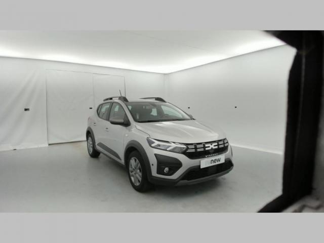 Dacia Sandero image 2