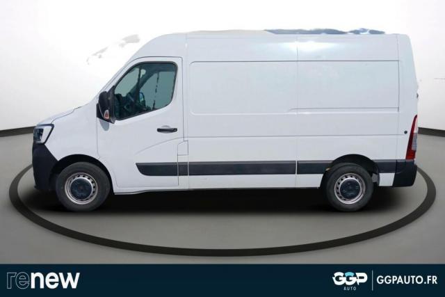 Renault Master image 2