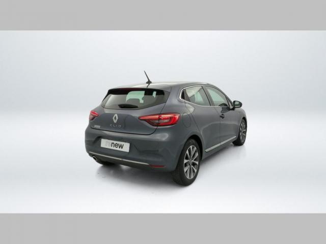 Clio image 6