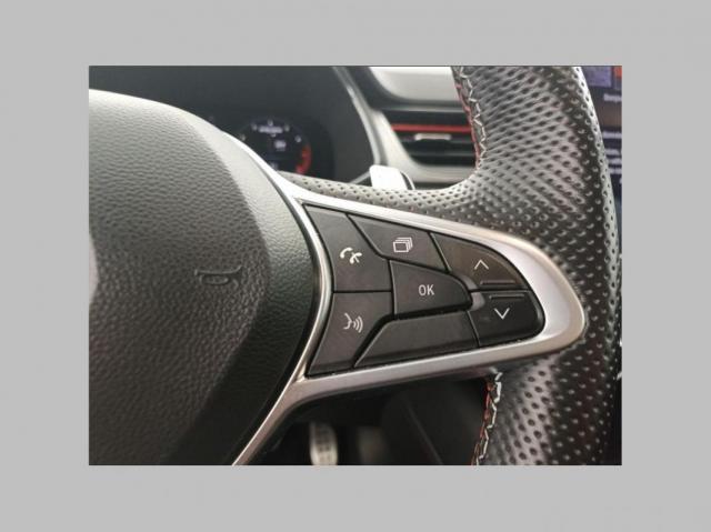 Renault Captur image 9