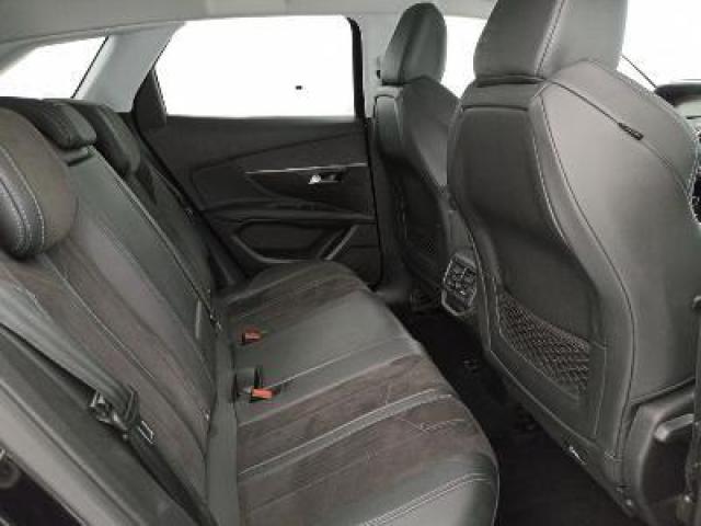Peugeot 3008 image 1