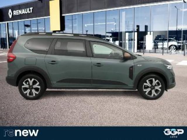Dacia Jogger image 1