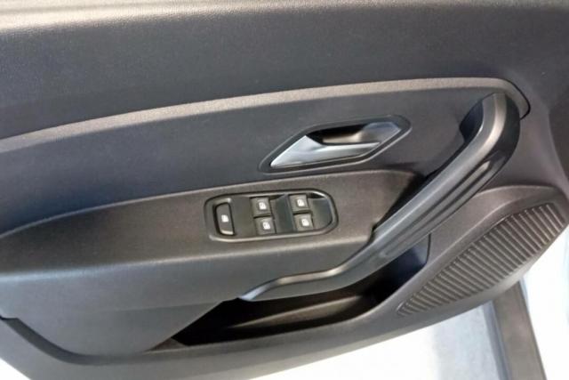 Dacia Duster image 8