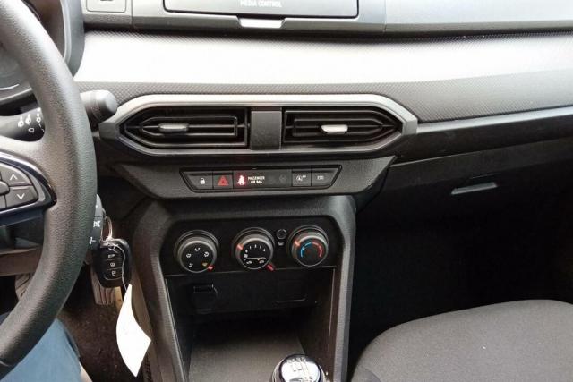 Dacia Sandero image 4