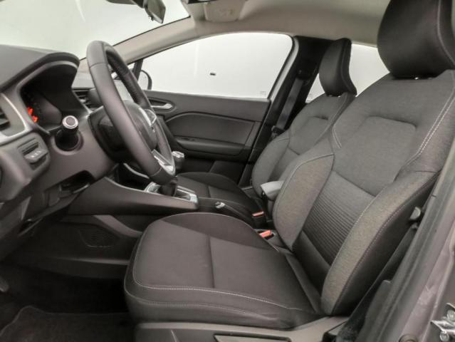 Renault Captur image 9