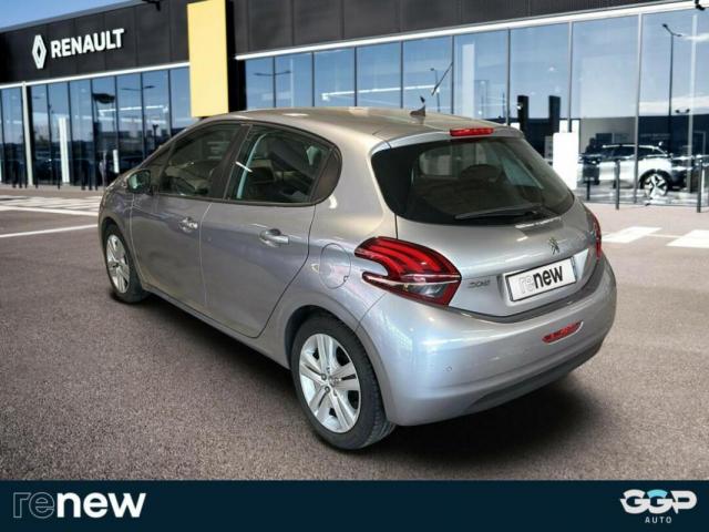 Peugeot 208 image 6