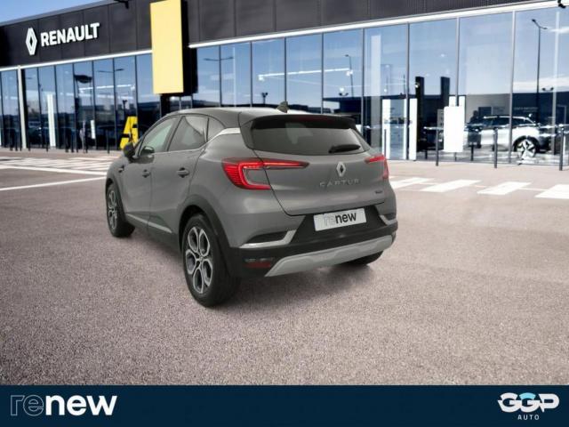 Renault Captur image 2