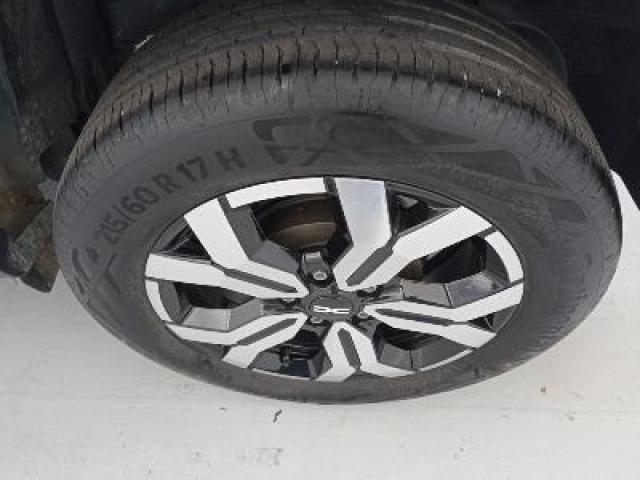 Dacia Duster image 9