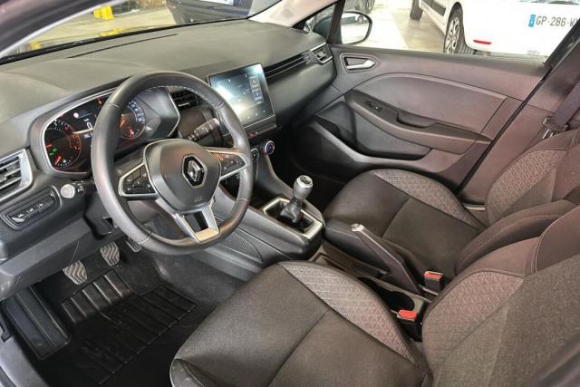 Renault Clio image 1