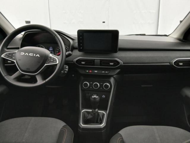 Dacia Sandero image 1