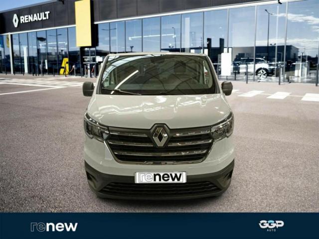 Renault Trafic image 1