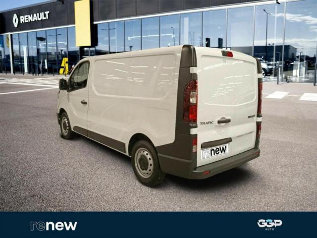 Renault Trafic image 8