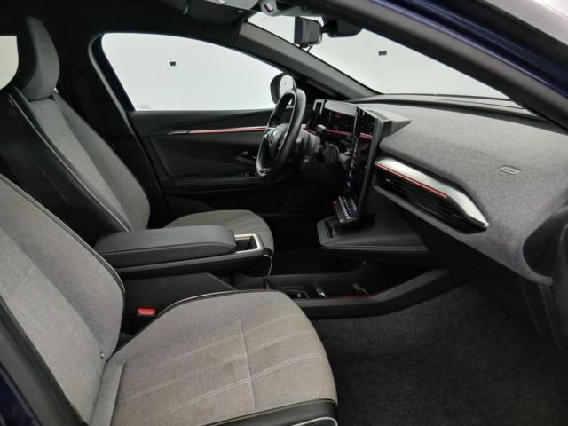 Renault Mégane E-Tech image 2