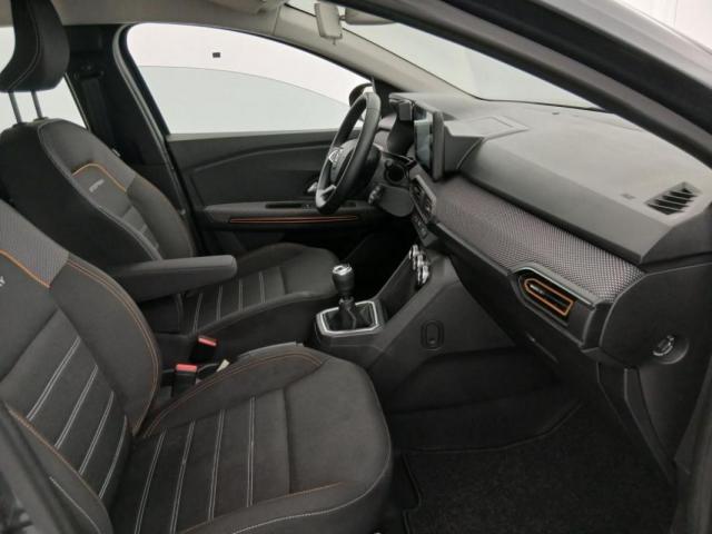 Dacia Sandero image 1