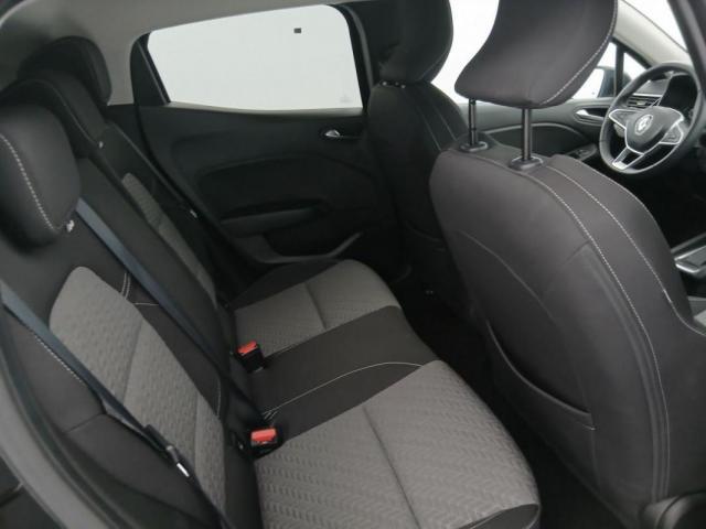Renault Clio image 6