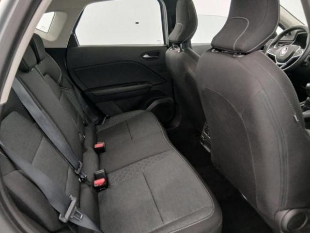 Renault Captur image 2