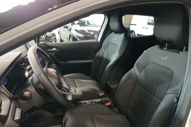 Renault Captur image 2