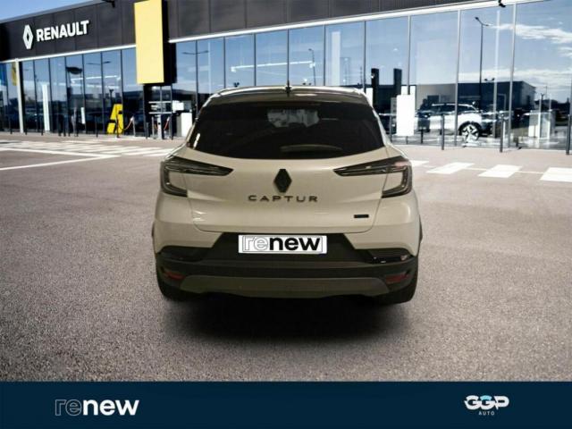 Renault Captur image 1