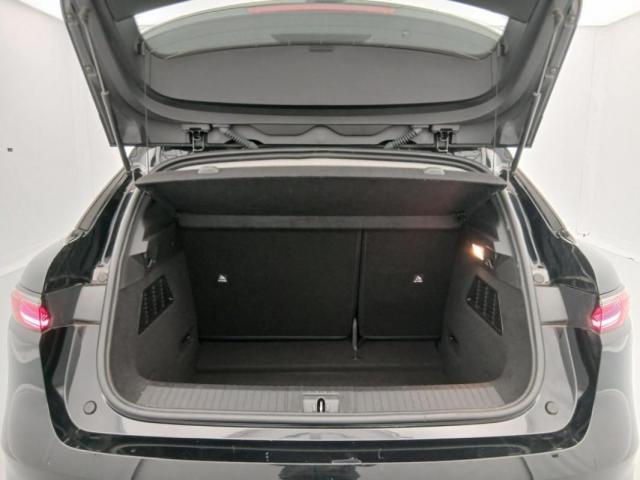 Renault Mégane E-Tech image 1