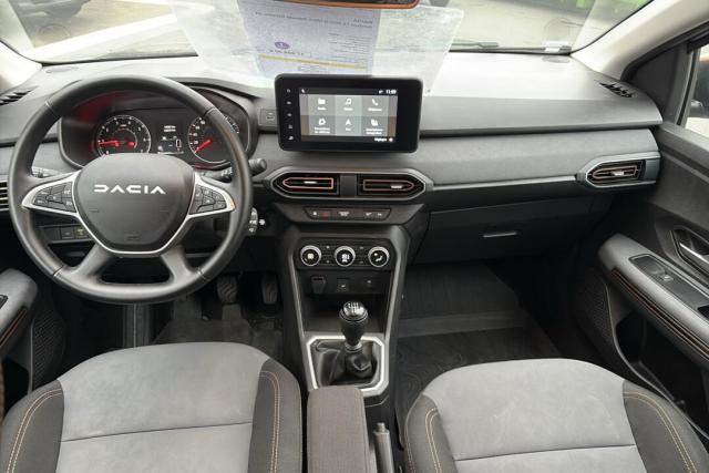 Dacia Sandero image 1