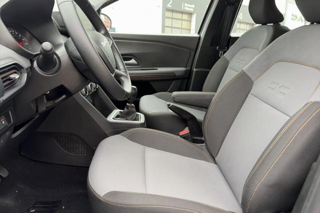 Dacia Sandero image 2